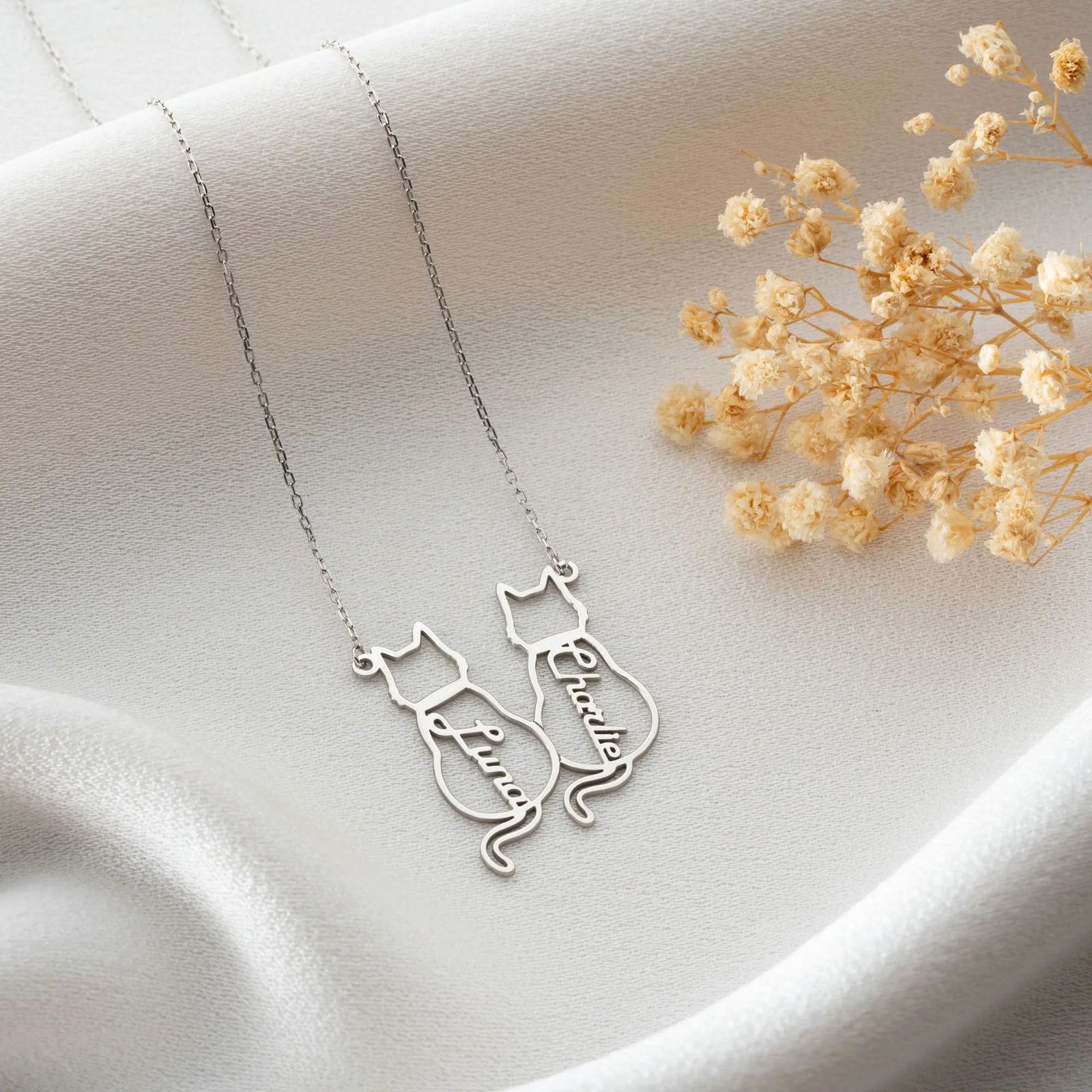 Personalized cat necklace, custom pet jewelry, stainless steel cat pendant, cat mom gift, engraved cat necklace, multiple cat necklace, DIY pet jewelry, titanium steel necklace, cat lover gift, memorial cat necklace. - 图片 2